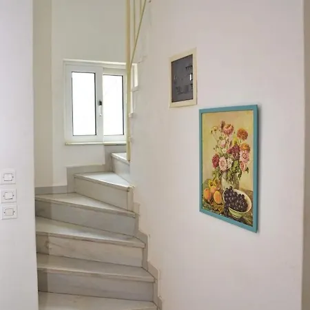 Red Rock And View Maisonette Apartment *