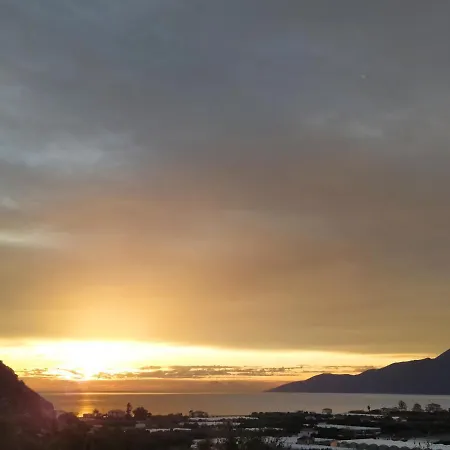 아파트 Red Rock And View Maisonette *