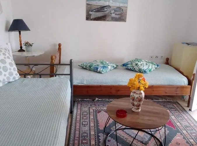 Red Rock And View Maisonette Appartement Leonídion