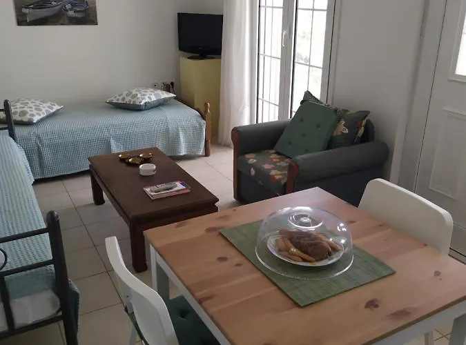 Red Rock And View Maisonette