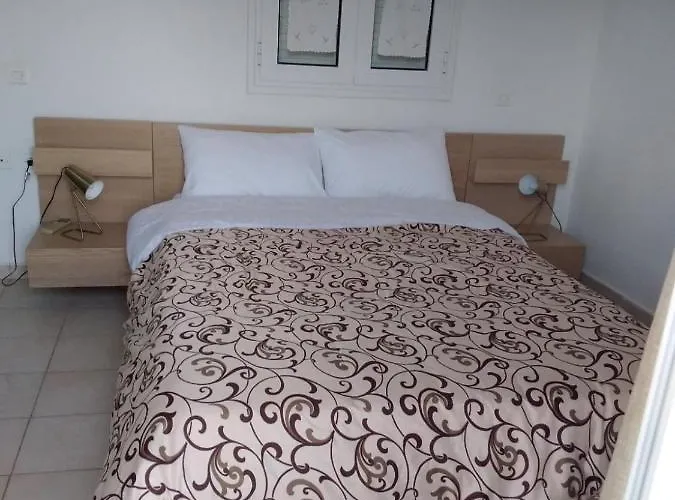 Red Rock And View Maisonette * Leonídion